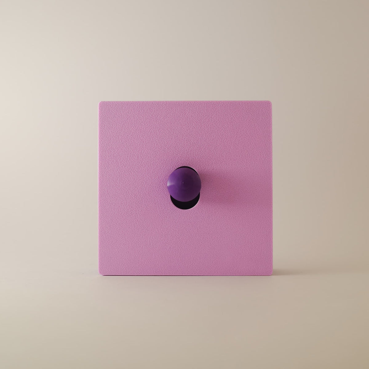 Minimalistart — Lila — cache interrupteur