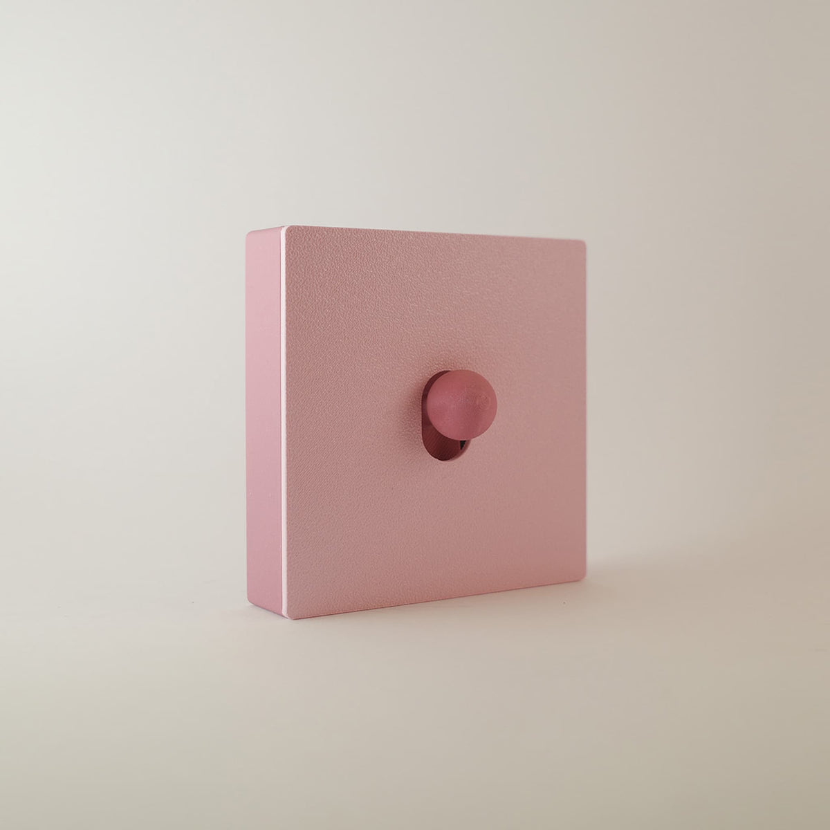 Minimalistart — Mallow — cache interrupteur