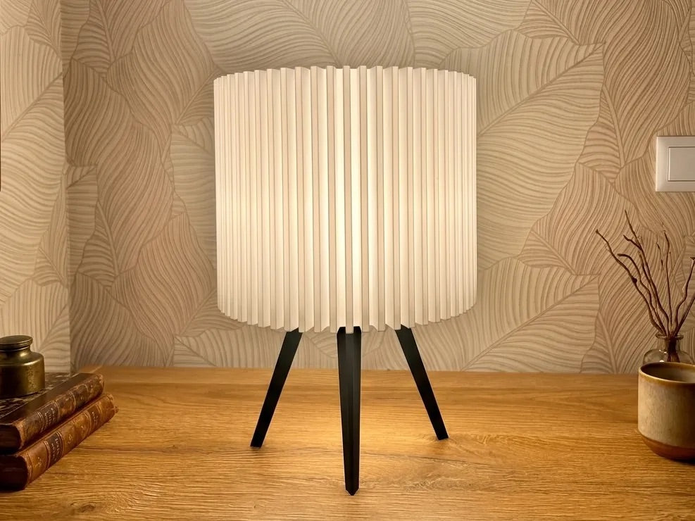 Pleat Tripod — photo 3