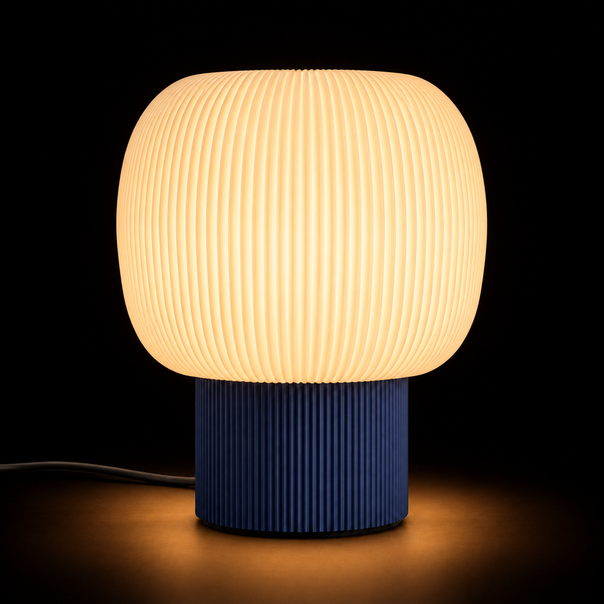 Mellow Column — lampe allumée