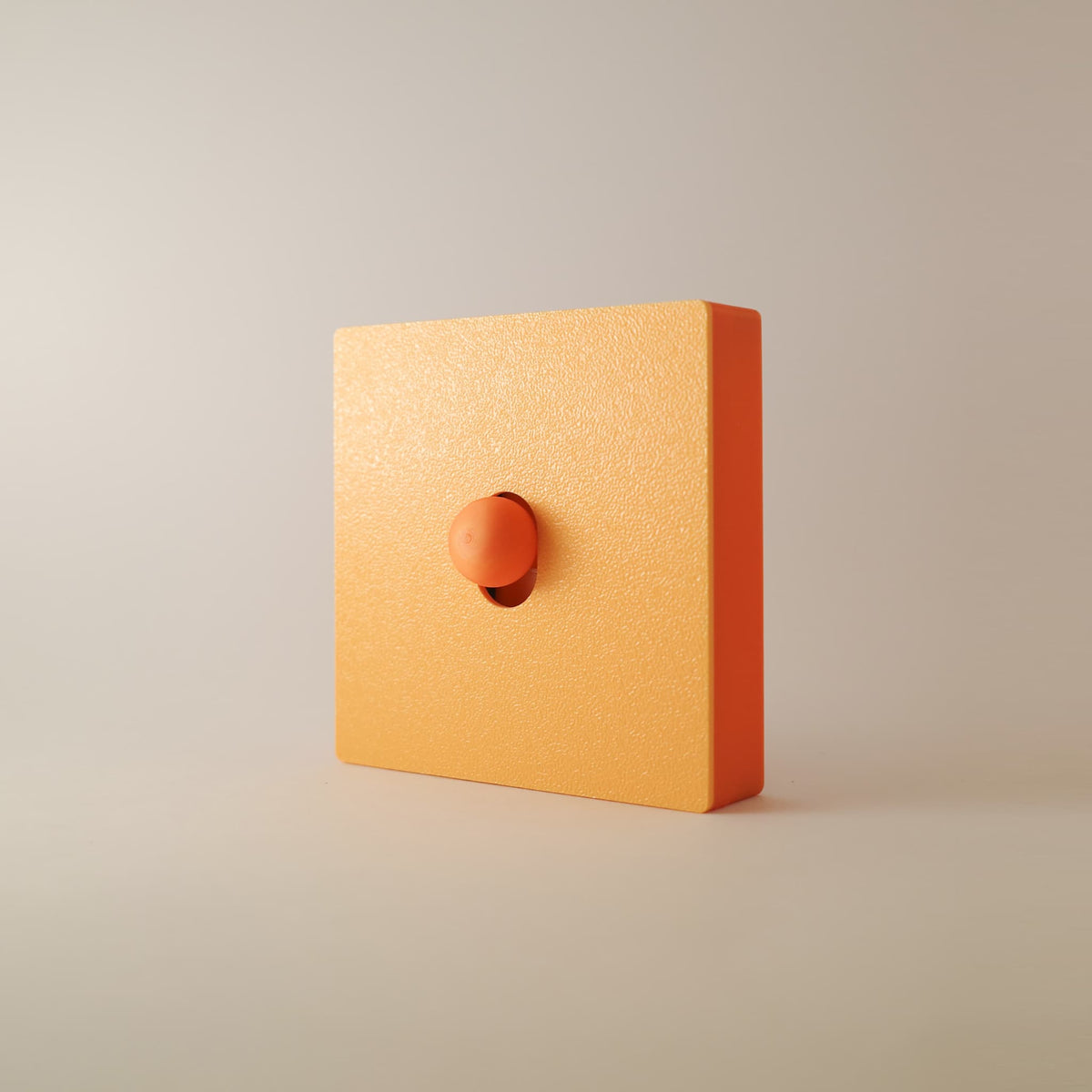 Minimalistart — Abricot — cache interrupteur
