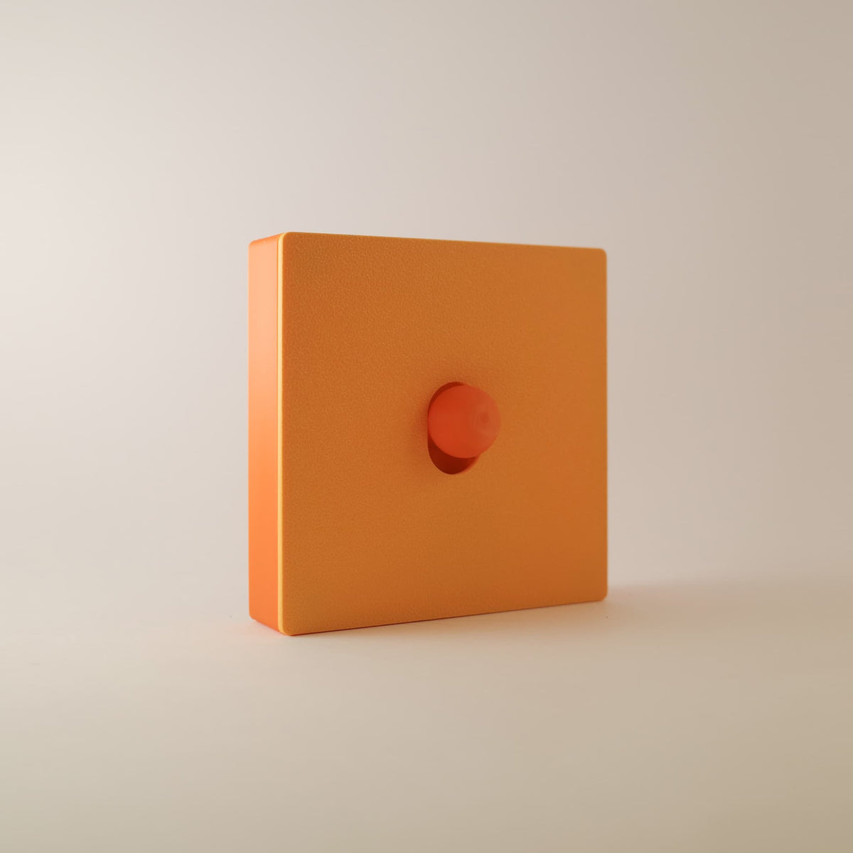 Minimalistart — Abricot — cache interrupteur