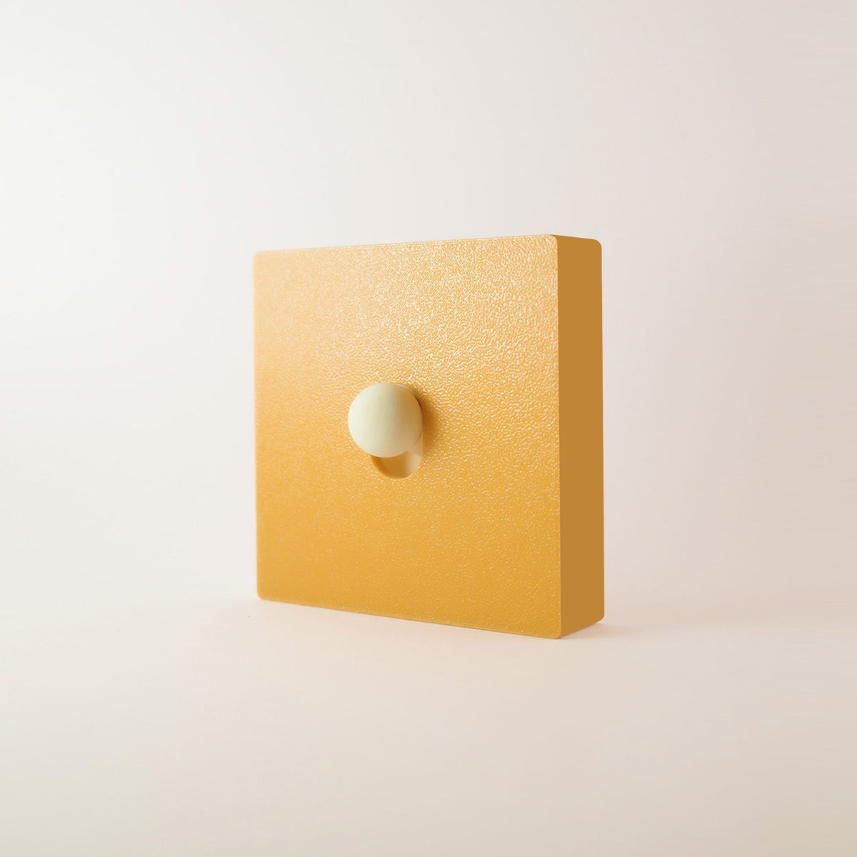 Minimalistart — Ambre — cache interrupteur