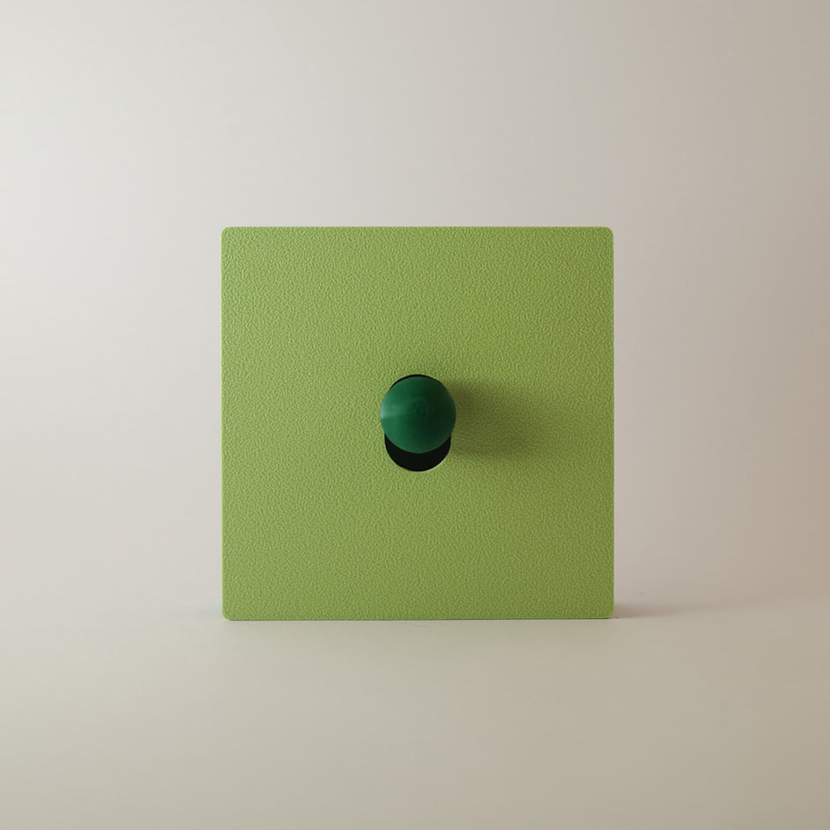 Minimalistart — Matcha — cache interrupteur