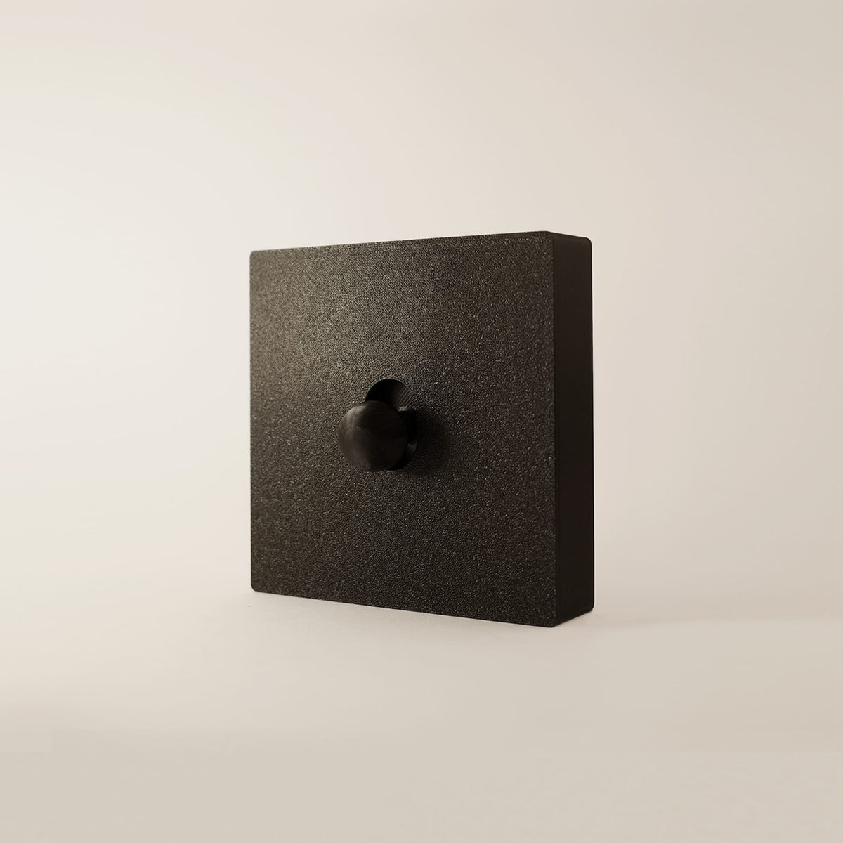 Minimalistart — Onyx — cache interrupteur